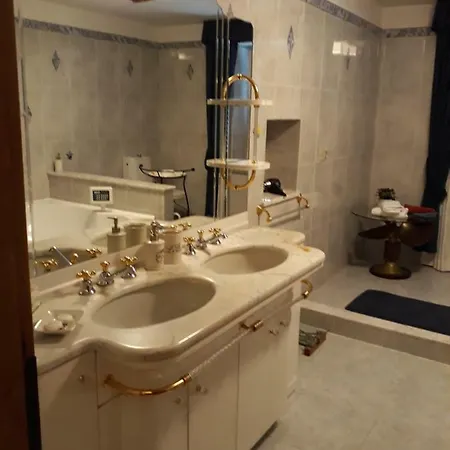 La Bed and Breakfast