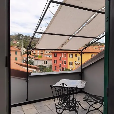 Oda ve Kahvaltı La 3*