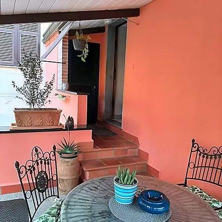 La 3*
