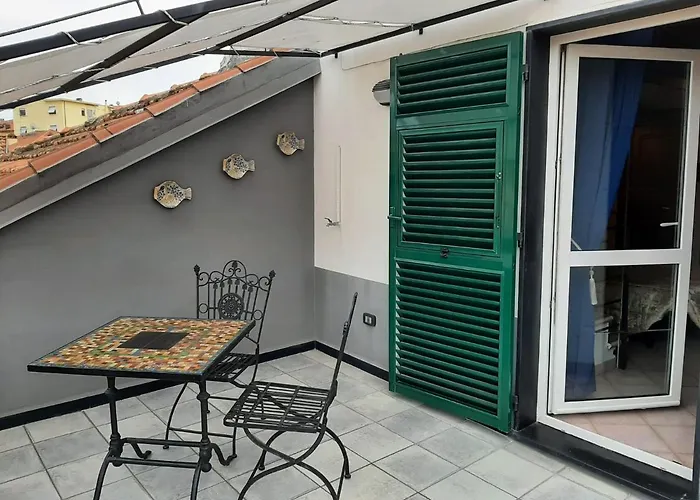 La 3* لا سبيتسْيا